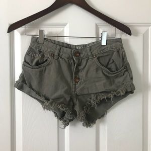 olive shorts